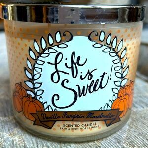 3 wick candle .bath and body works